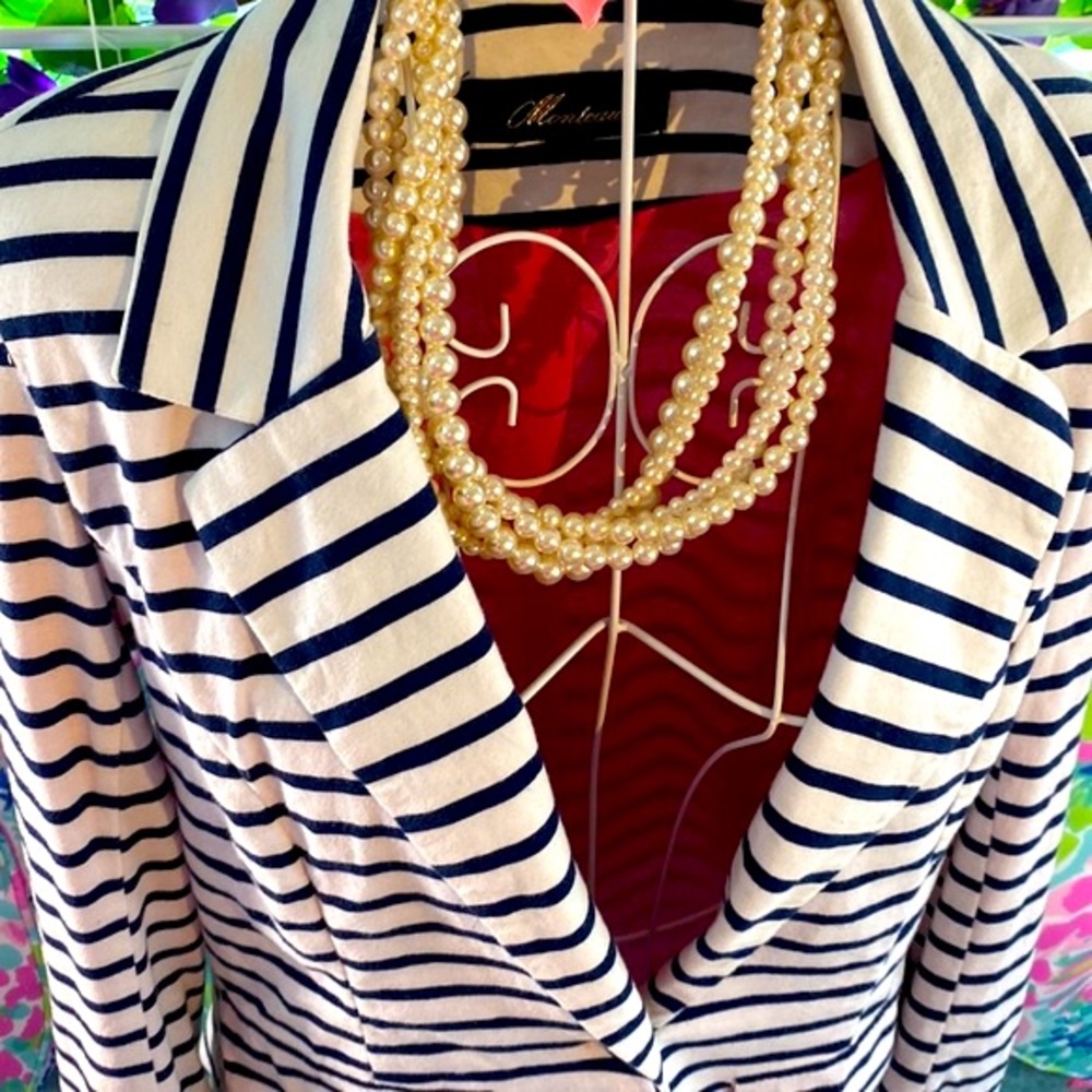 Monteau jacket with navy blue stripes